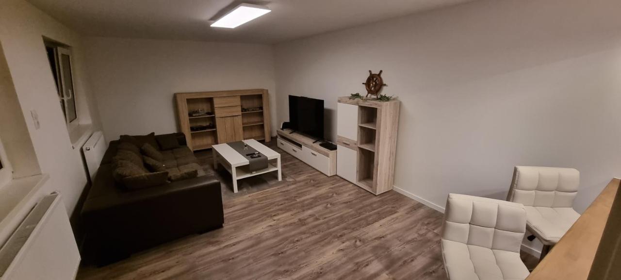 3 Zimmer Ferienwohnung In Йевер Экстерьер фото
